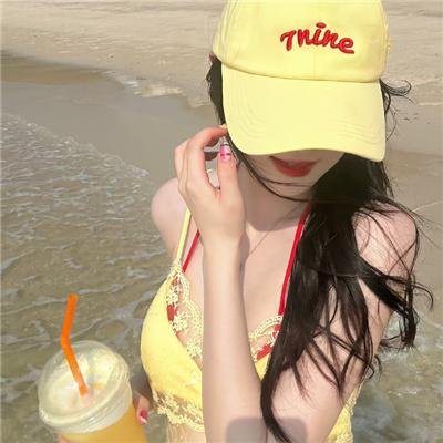 4个人各自有着自己的秘密