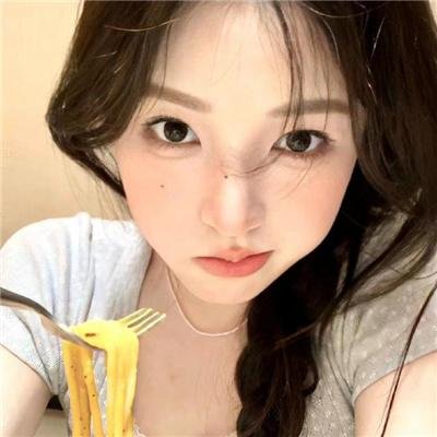 无边春色戏两儍